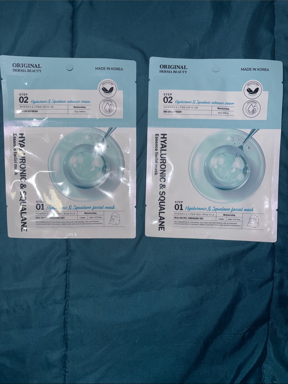 2 - Derma Beauty - Hyaluronic & Squalane Facial Mask - step 1 & 2
